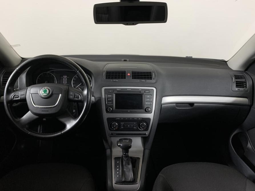 Skoda Octavia II (A5) Рестайлинг Москва  - изображение 12