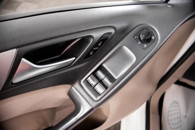 Volkswagen Golf VI с пробегом 2011 года, цена 699 000 рублей, 203000 км, хэтчбек, Автокод Объявления