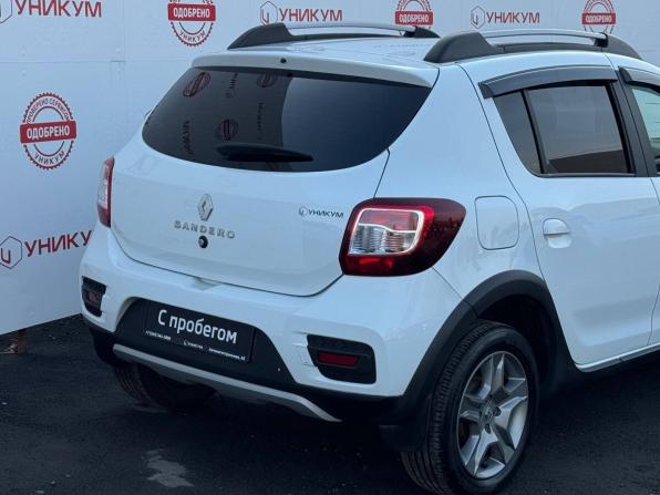 Renault Sandero II Рестайлинг с пробегом 2020 года, цена 1 239 000 рублей, 68542 км, хэтчбек, Автокод Объявления
