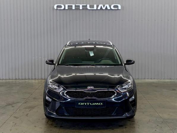 Kia Ceed III с пробегом 2021 года, цена 1 947 000 рублей, 61140 км, универсал, Автокод Объявления