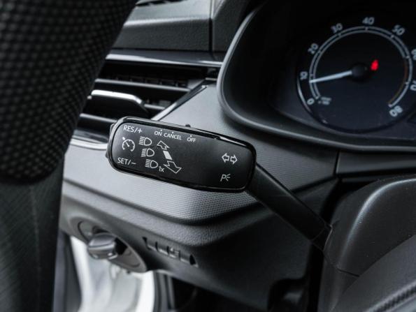 Skoda Rapid II с пробегом 2021 года, цена 1 687 000 рублей, 34552 км, лифтбек, Автокод Объявления