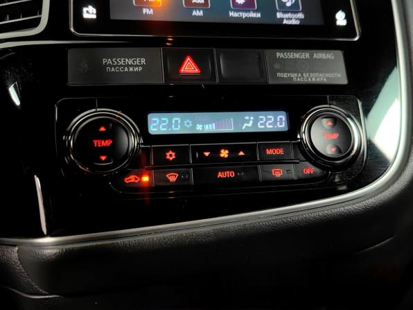 Mitsubishi Outlander III Рестайлинг 2 с пробегом 2018 года, цена 2 075 000 рублей, 131515 км, внедорожник, Автокод Объявления