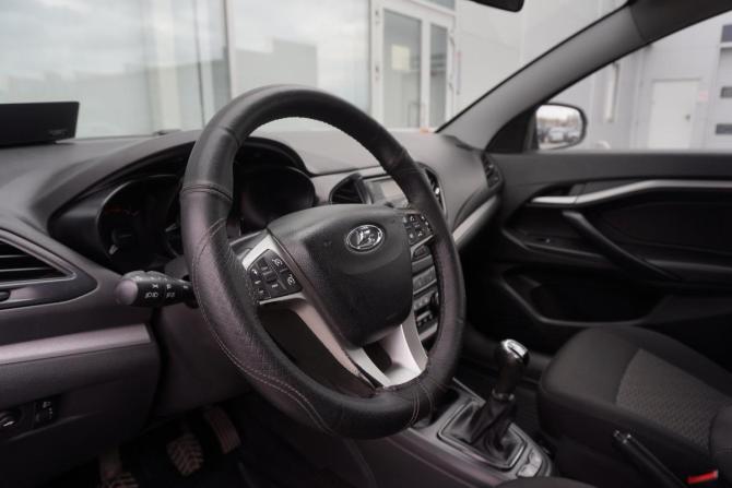 Lada (ВАЗ) Vesta I с пробегом 2020 года, цена 976 000 рублей, 136000 км, седан, Автокод Объявления