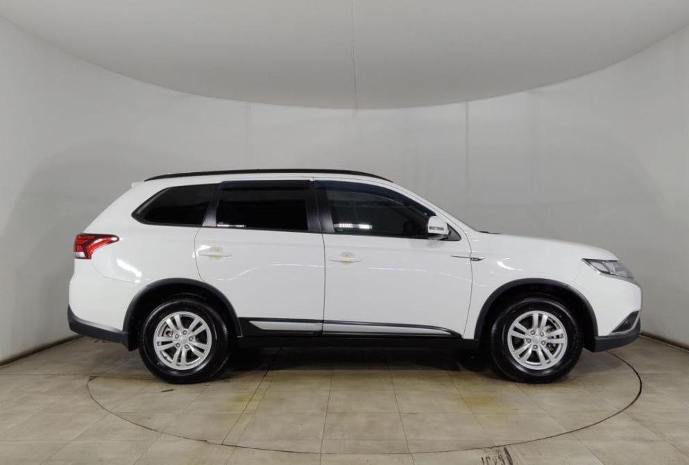 Mitsubishi Outlander III Рестайлинг 3 Волгоград  - изображение 4