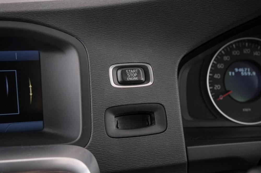 Volvo V60 I Красноярск  - изображение 19