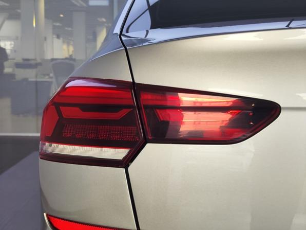 Volkswagen Polo VI с пробегом 2021 года, цена 1 800 000 рублей, 90601 км, лифтбек, Автокод Объявления