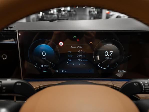 Hyundai Santa Fe V (MX5) с пробегом 2025 года, цена 5 450 000 рублей, 11219 км, внедорожник, Автокод Объявления