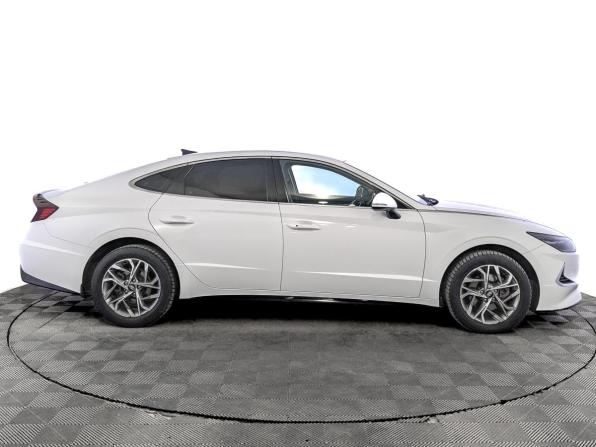 Hyundai Sonata VIII (DN8) с пробегом 2021 года, цена 2 570 000 рублей, 110025 км, седан, Автокод Объявления