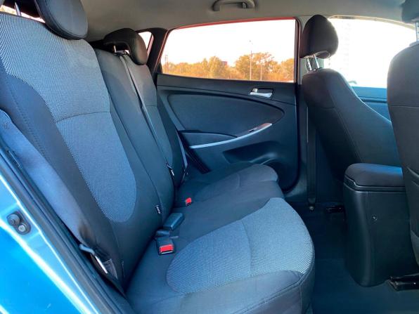 Hyundai Solaris I с пробегом 2012 года, цена 715 000 рублей, 179193 км, хэтчбек, Автокод Объявления