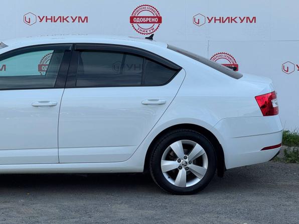 Skoda Octavia III (A7) Рестайлинг с пробегом 2019 года, цена 1 919 000 рублей, 139666 км, лифтбек, Автокод Объявления