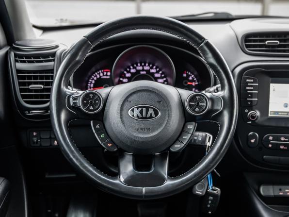 Kia Soul II Рестайлинг с пробегом 2018 года, цена 1 678 000 рублей, 139765 км, хэтчбек, Автокод Объявления