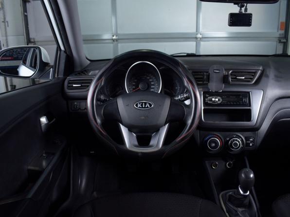 Kia Rio III с пробегом 2012 года, цена 919 997 рублей, 76608 км, хэтчбек, Автокод Объявления