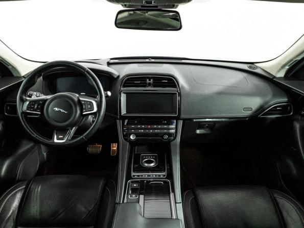 Jaguar F-Pace I с пробегом 2016 года, цена 3 270 000 рублей, 135178 км, внедорожник, Автокод Объявления