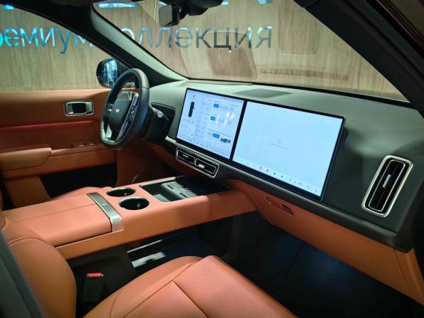 Новый Li Auto (Lixiang) L9 I Рестайлинг 2025 года, цена 11 990 000 рублей, внедорожник, Автокод Объявления