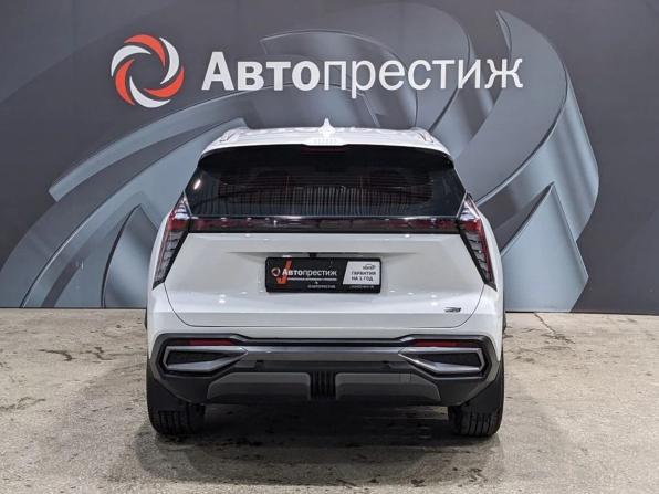 Geely Atlas II с пробегом 2024 года, цена 2 950 000 рублей, 9811 км, внедорожник, Автокод Объявления