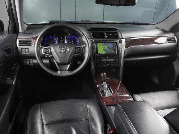 Toyota Camry VII (XV50) Рестайлинг с пробегом 2016 года, цена 1 998 000 рублей, 200635 км, седан, Автокод Объявления