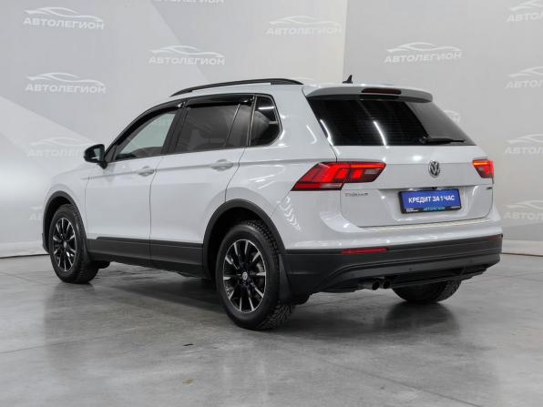 Volkswagen Tiguan II с пробегом 2019 года, цена 2 650 000 рублей, 87261 км, внедорожник, Автокод Объявления