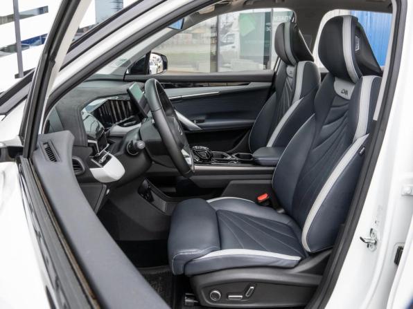 Geely Atlas II с пробегом 2024 года, цена 2 838 070 рублей, 29635 км, внедорожник, Автокод Объявления