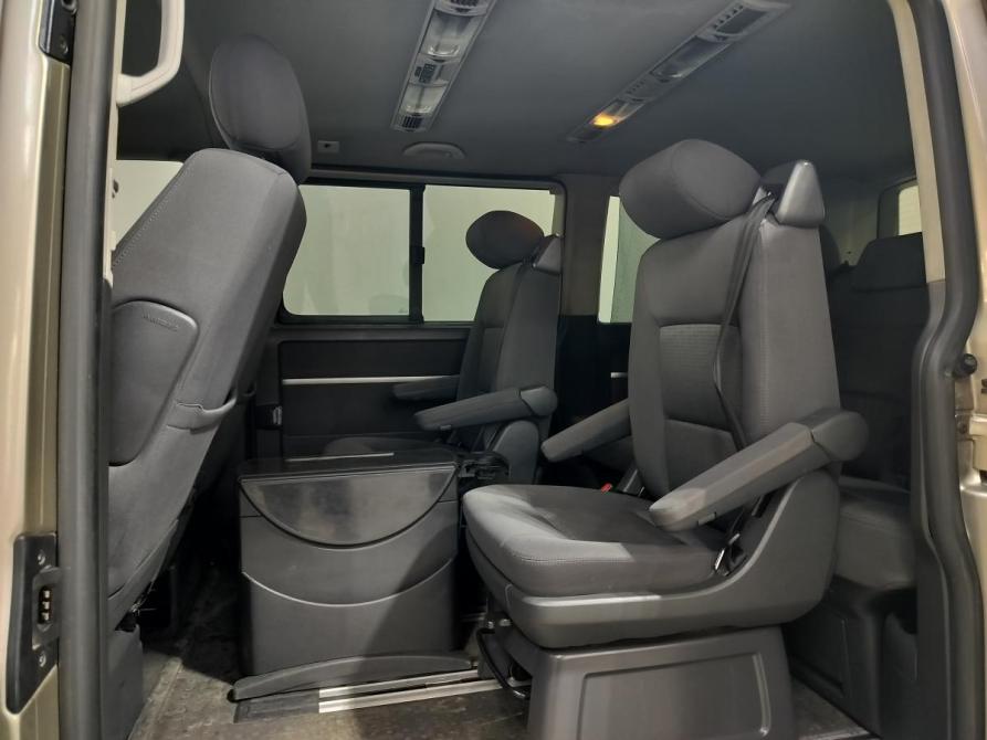 Volkswagen Multivan T5 Санкт-Петербург  - изображение 15