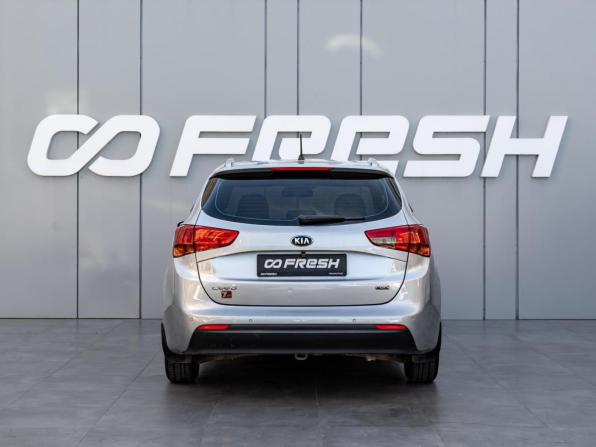 Kia Ceed II Рестайлинг с пробегом 2018 года, цена 1 188 000 рублей, 198637 км, универсал, Автокод Объявления