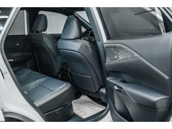 Новый Lexus RX V 2024 года, цена 12 300 000 рублей, внедорожник, Автокод Объявления