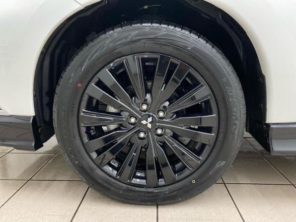 Mitsubishi Outlander III Рестайлинг 3 с пробегом 2022 года, цена 3 850 000 рублей, 900 км, внедорожник, Автокод Объявления