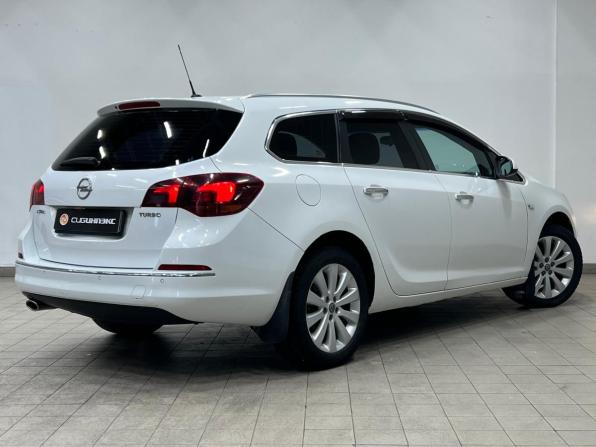 Opel Astra J Рестайлинг с пробегом 2013 года, цена 849 000 рублей, 190000 км, универсал, Автокод Объявления
