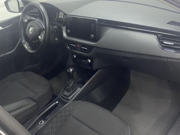 Skoda Rapid II с пробегом 2021 года, цена 1 275 000 рублей, 87500 км, лифтбек, Автокод Объявления
