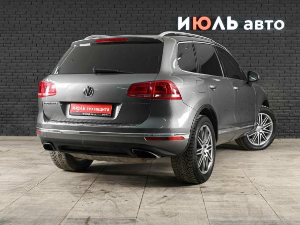 Volkswagen Touareg II Рестайлинг с пробегом 2015 года, цена 3 140 000 рублей, 83799 км, внедорожник, Автокод Объявления