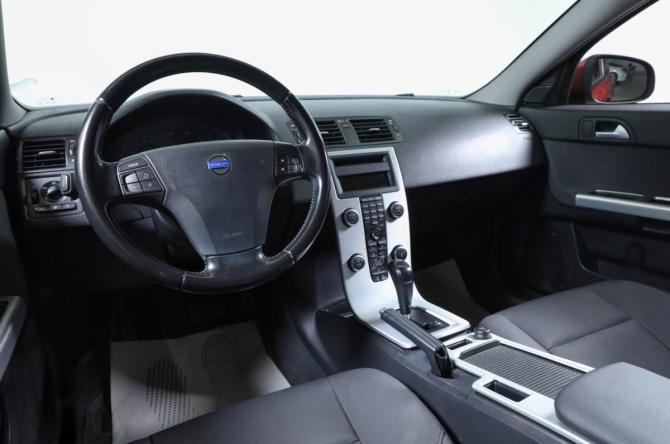 Volvo S40 II Рестайлинг с пробегом 2012 года, цена 699 000 рублей, 107200 км, седан, Автокод Объявления