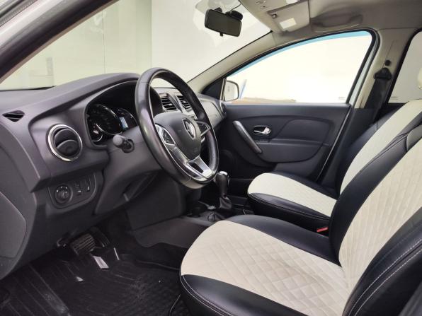 Renault Sandero II Рестайлинг с пробегом 2018 года, цена 1 299 000 рублей, 90000 км, хэтчбек, Автокод Объявления