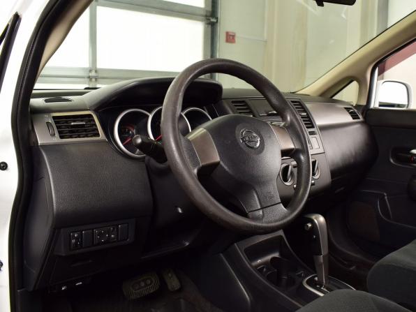 Nissan Tiida I Рестайлинг с пробегом 2011 года, цена 799 995 рублей, 187855 км, хэтчбек, Автокод Объявления