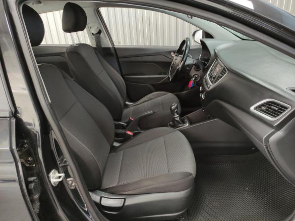 Hyundai Solaris II с пробегом 2018 года, цена 1 180 000 рублей, 86818 км, седан, Автокод Объявления