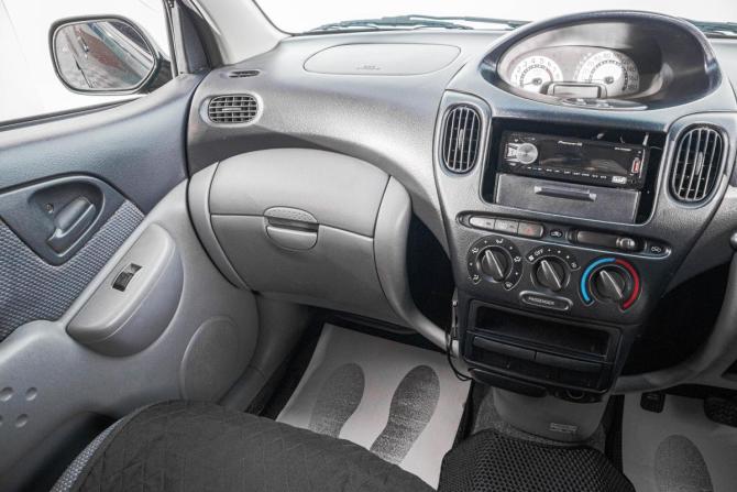 Toyota FunCargo с пробегом 2000 года, цена 399 000 рублей, 476600 км, компактвэн, Автокод Объявления