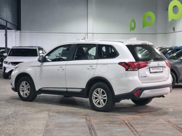 Mitsubishi Outlander III Рестайлинг 3 с пробегом 2020 года, цена 1 790 000 рублей, 116000 км, внедорожник, Автокод Объявления