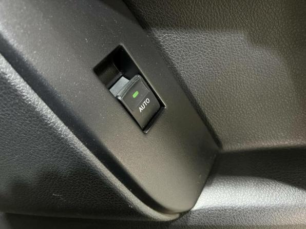 Toyota Land Cruiser Prado 150 Series Рестайлинг 1 с пробегом 2014 года, цена 2 500 000 рублей, 87660 км, внедорожник, Автокод Объявления