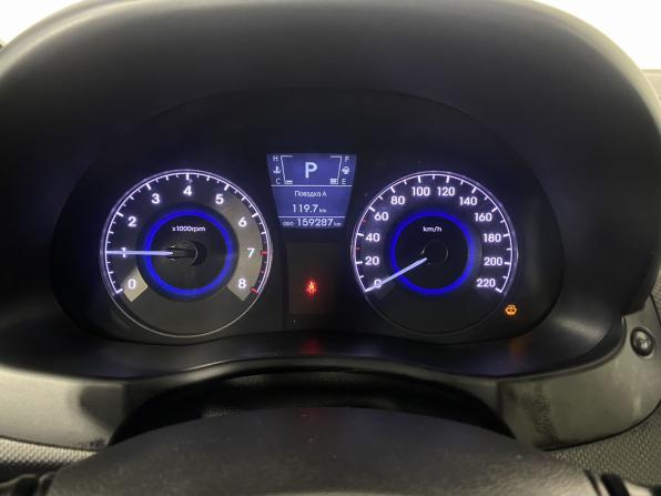 Hyundai Solaris I с пробегом 2012 года, цена 780 000 рублей, 159287 км, седан, Автокод Объявления