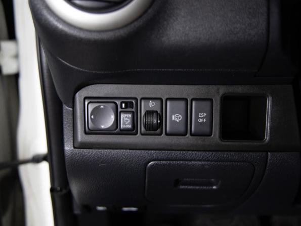 Nissan Note I Рестайлинг с пробегом 2013 года, цена 899 000 рублей, 123783 км, хэтчбек, Автокод Объявления