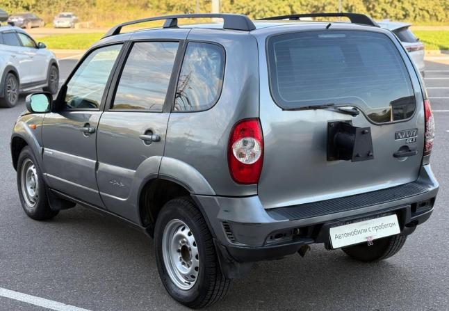 Chevrolet Niva I Рестайлинг с пробегом 2010 года, цена 357 000 рублей, 180000 км, внедорожник, Автокод Объявления