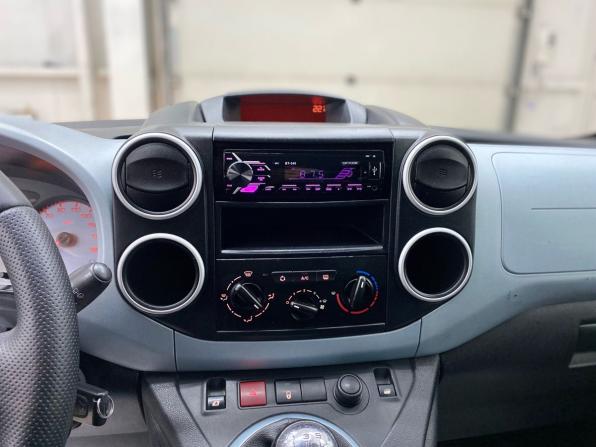 Citroen Berlingo II Рестайлинг с пробегом 2012 года, цена 627 000 рублей, 254168 км, компактвэн, Автокод Объявления