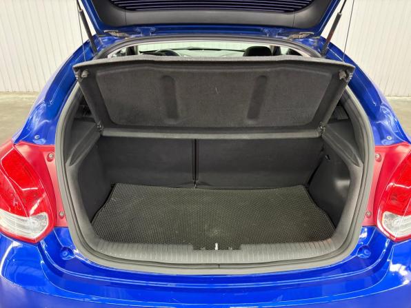 Hyundai Veloster I с пробегом 2012 года, цена 1 247 000 рублей, 76726 км, хэтчбек, Автокод Объявления