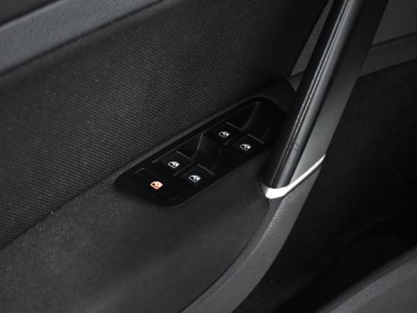 Volkswagen Golf GTI VII с пробегом 2015 года, цена 2 150 000 рублей, 210616 км, хэтчбек, Автокод Объявления