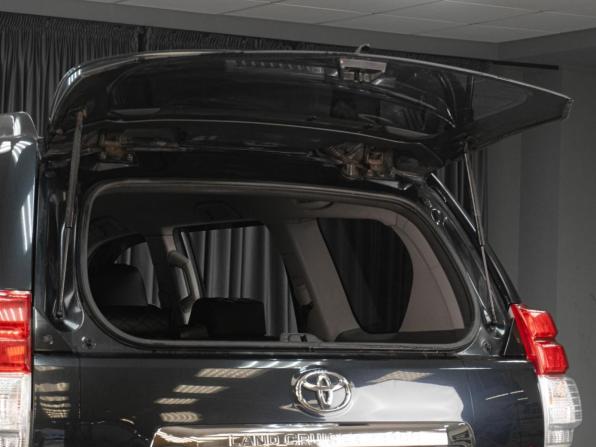 Toyota Land Cruiser Prado 150 Series с пробегом 2011 года, цена 3 299 000 рублей, 199176 км, внедорожник, Автокод Объявления