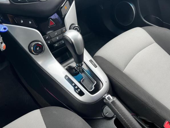 Chevrolet Cruze I Рестайлинг с пробегом 2014 года, цена 820 000 рублей, 130645 км, хэтчбек, Автокод Объявления