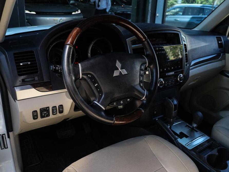 Mitsubishi Pajero IV Рестайлинг 2 Москва  - изображение 14