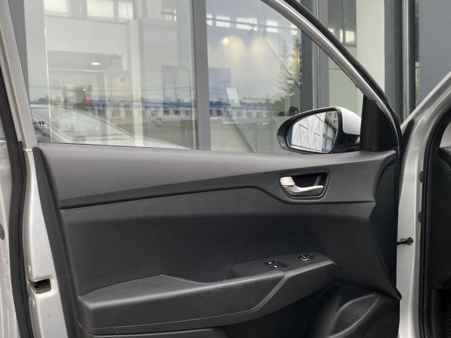Hyundai Solaris II Москва  - изображение 16