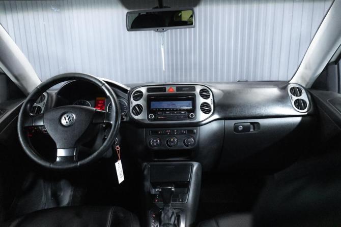 Volkswagen Tiguan I с пробегом 2008 года, цена 800 000 рублей, 218265 км, внедорожник, Автокод Объявления