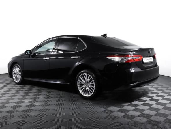 Toyota Camry VIII (XV70) с пробегом 2019 года, цена 2 890 000 рублей, 130802 км, седан, Автокод Объявления