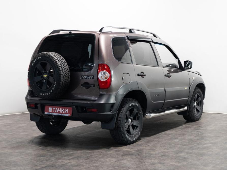 Chevrolet Niva I Рестайлинг Чита  - изображение 3