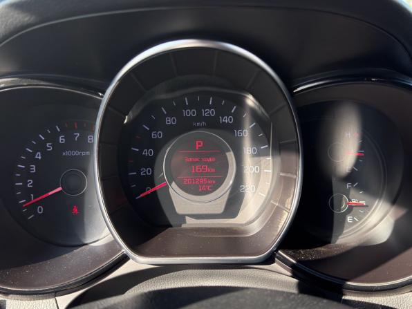 Kia Rio III Рестайлинг с пробегом 2016 года, цена 1 090 000 рублей, 201295 км, седан, Автокод Объявления
